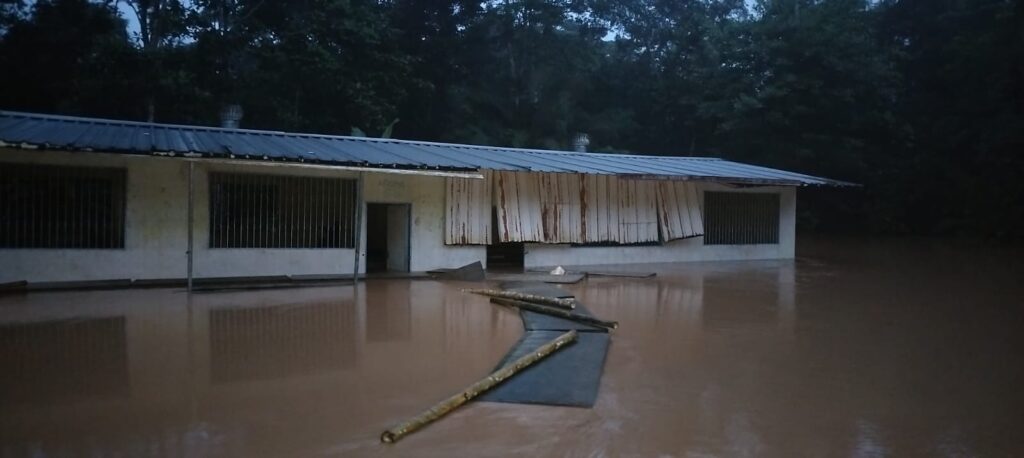 Hochwasser Nenkepare